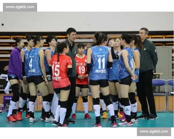 全国中学生排球比赛激战正酣 赛场争锋展现青春风采