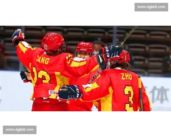 残酷女子笼中对决赛场上的生死较量与荣耀争夺